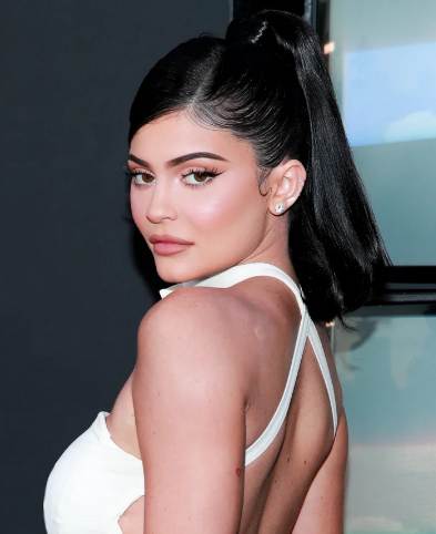 Top 50 Most Popular Women in the World in 2021