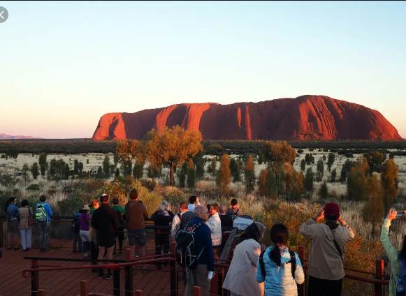 Ayers Rock (Uluru)