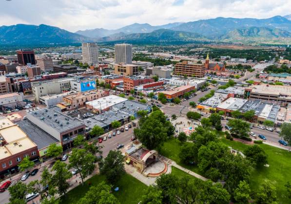 Top 10 Best Cities to Live in USA (2021)