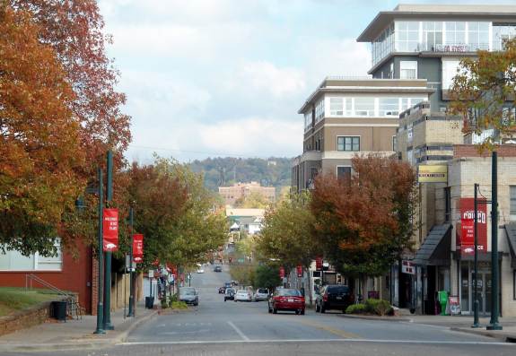 Top 10 Best Cities to Live in USA (2021)