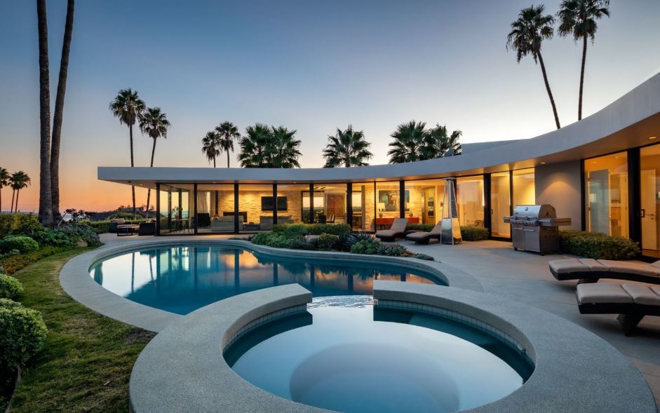 Top 10 Celebrity Homes in the World