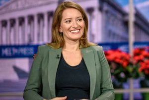 Top 10 Hottest Female News Anchors In The World 2021