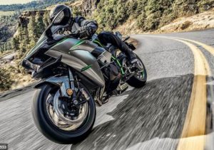 Top 10 fastest bikes in the world in 2022