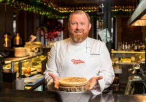 Top 10 Best Celebrity Chefs in the World 2022