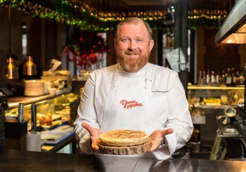 Top 10 Best Celebrity Chefs in the World 2020