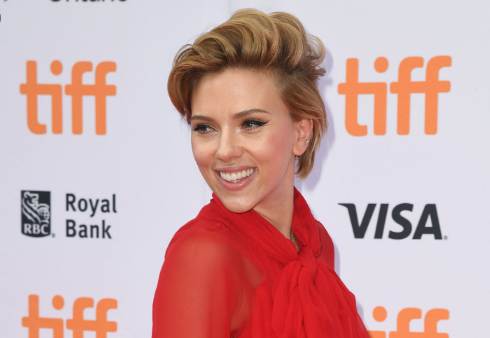Top 10 most beautiful celebrity smiles 2020
