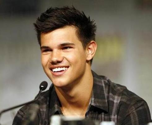 Top 10 most beautiful celebrity smiles 2020