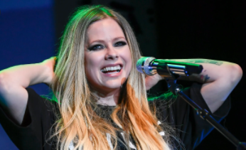 Top 10 Most Famous Canadian Singers In 2021