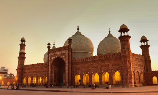 Top 10 Largest Mosques in the World 2021