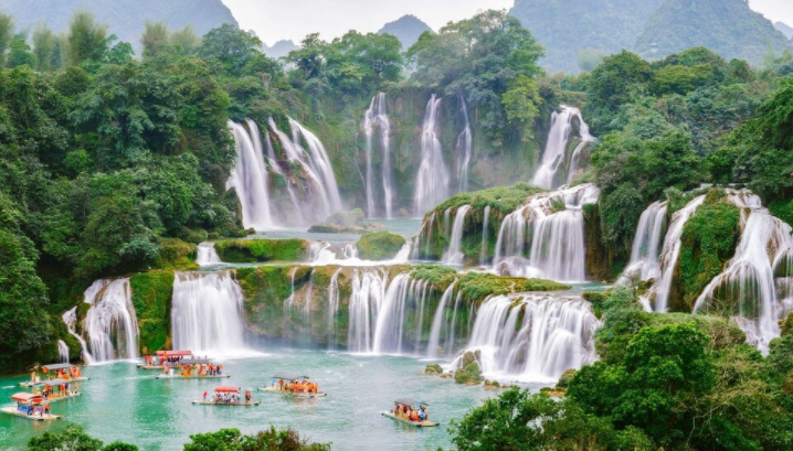 Top 10 Best Waterfalls in the World 2021