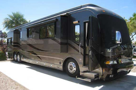 Top 10 Most Expensive Luxury Buses in the World 2021