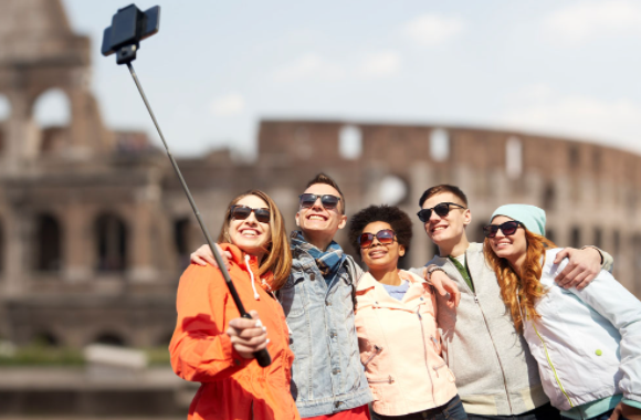 Top 10 Best Group Travel Companies in the World 2021
