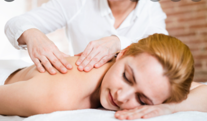 10 Best Massage Therapy Techniques For Beginners