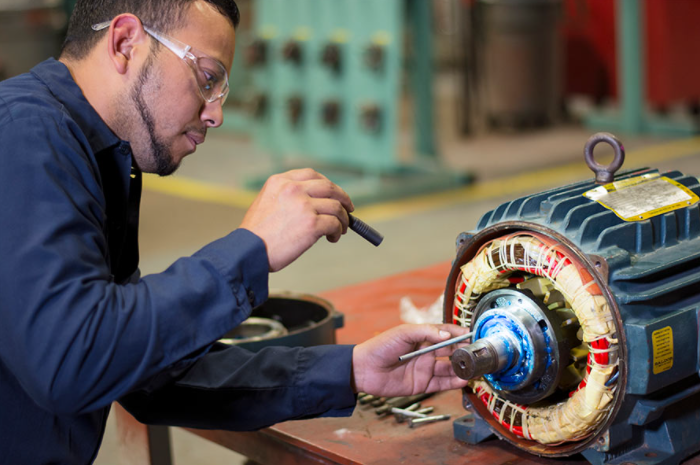 Guide to Selecting Electric Motor Replacement or Repair (Cost)