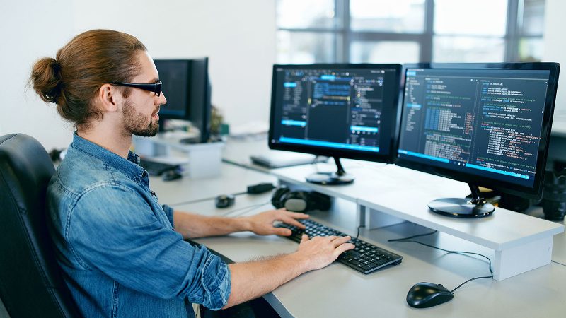 how to gain experience in software development